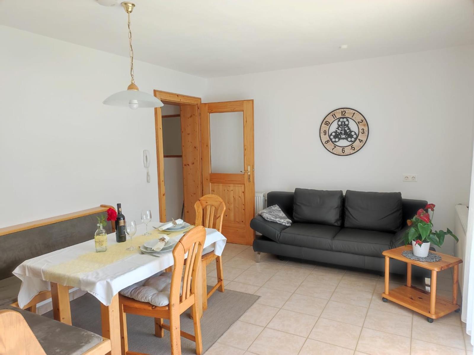 Haus Buebl Apartment Presseggersee Luaran gambar