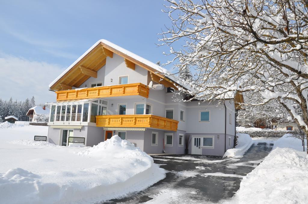 Haus Buebl Apartment Presseggersee Luaran gambar